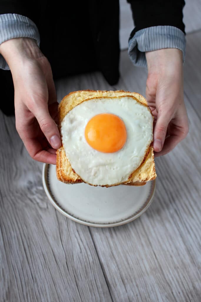 croque madame revisite à l'échine de porc à effilocher o'guste fournisseur viandes surgelées